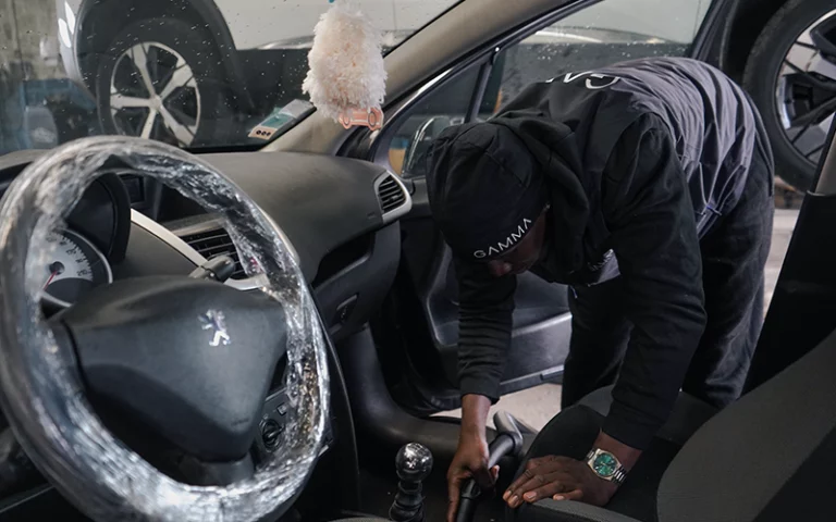 Gamma-Service-Nettoyage-voiture-Clermont-Ferrand